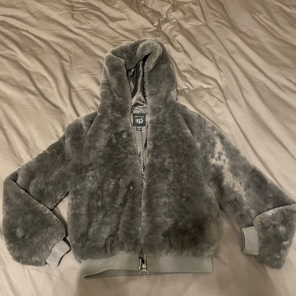 Fluffy faux fur hoody sweater grey